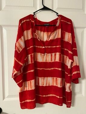 T12a- VINCE CAMUTO Red-Orange Tie-Dye Popover Blouse